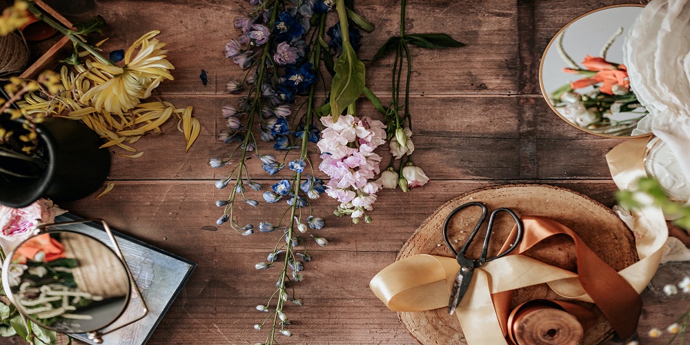 Florist Equipment Used to Keep Flowers Fresh